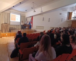 Podr&scaron;ka banke u životnom ciklusu poduzeća