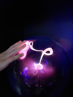 Terenska nastava iz fizike u Ljubljani: učenje kroz iskustvo